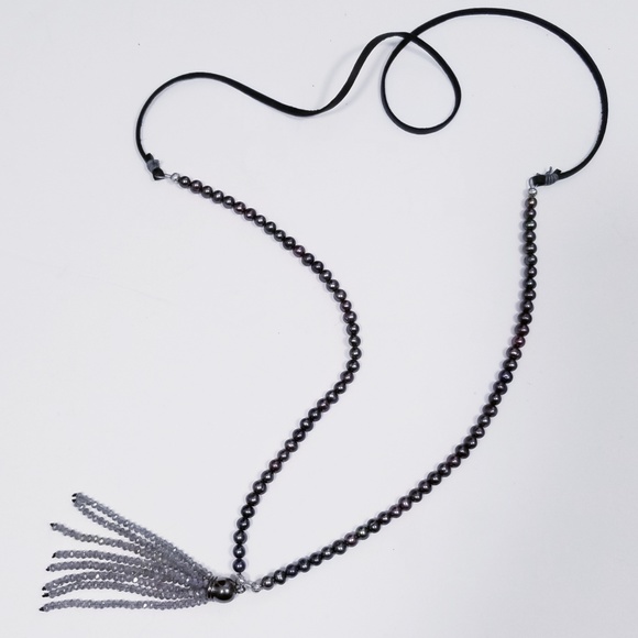 Black Peacock Freshwater Pearl & Suede Necklace - Picture 3 of 3